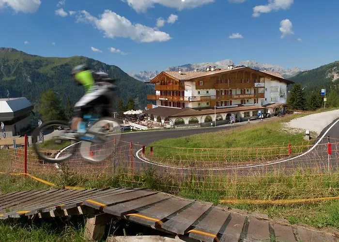 Bellavista Szálloda Canazei